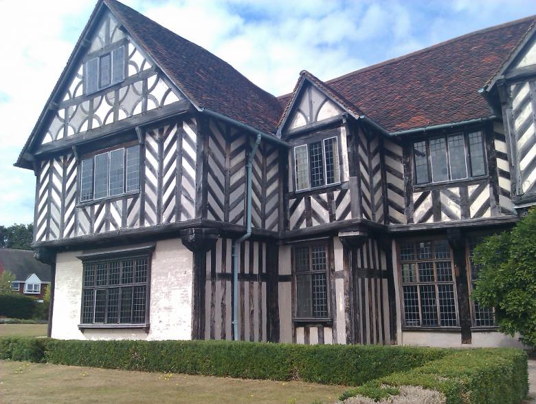 Free stock image of Tudor hall created by Mark Gleeson