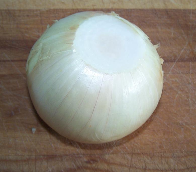 Free stock image of Peeling Onion created by delicopsch56