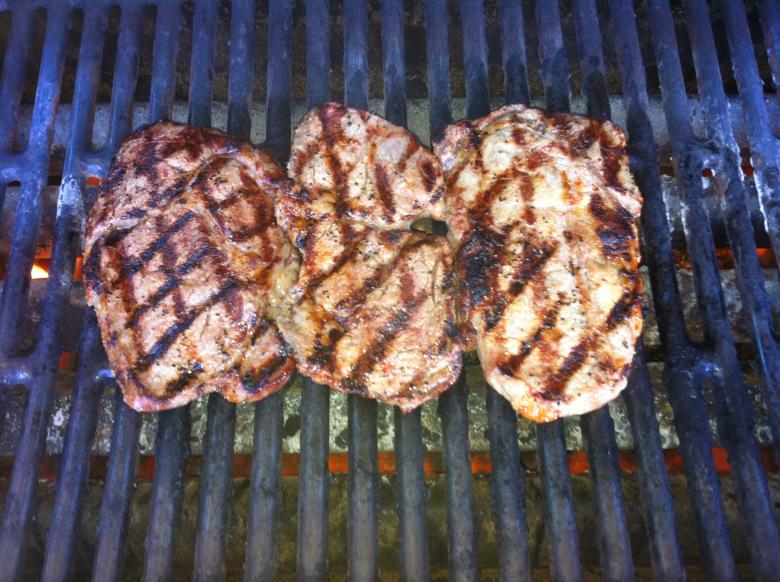 Free stock image of Pork Chops on Grill created by delicopsch56