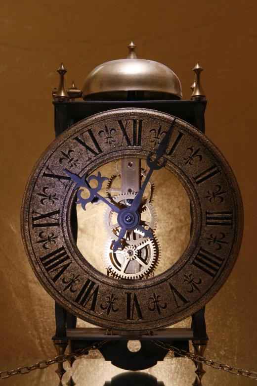 Free stock image of Old clock created by 2happy