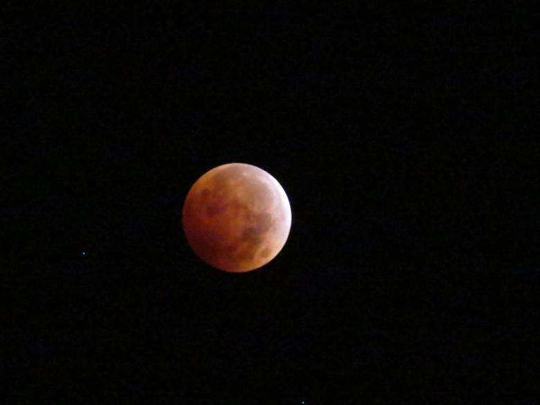 Free stock image of Red Moon created by Isabel Yepes