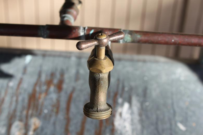Free stock image of Metallic Faucet created by Val Lawless