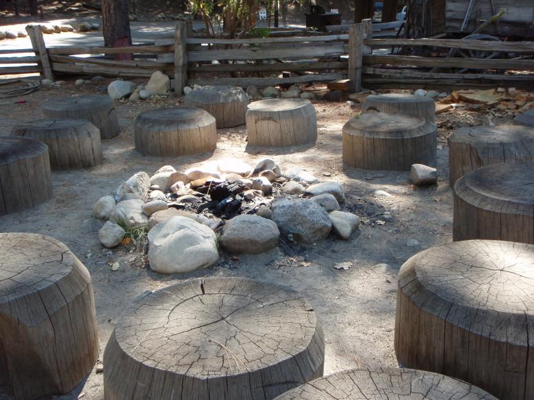 Free stock image of Camp Fire at Yosemite National Park created by Wady Galfskiy