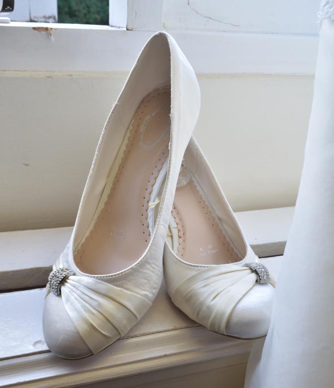 Free stock image of Wedding Shoes created by Kate Towers 