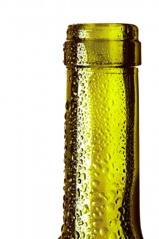 Free stock image of Glass bottle neck with dew created by 2happy