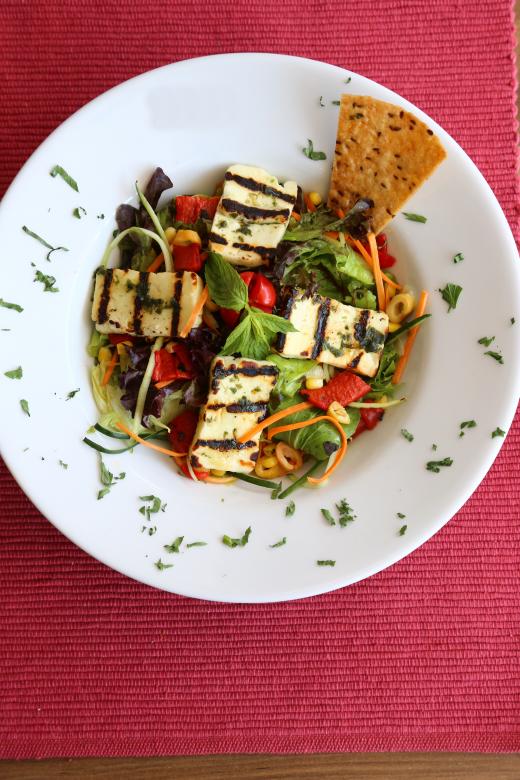 Free stock image of Hellim Salad created by mustafa yildiz