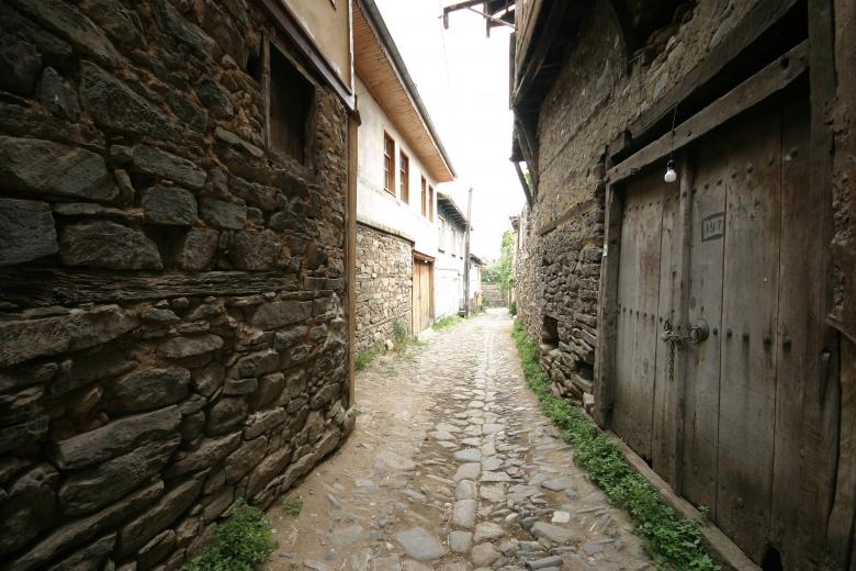 Free stock image of Old Village Street created by mustafa yildiz