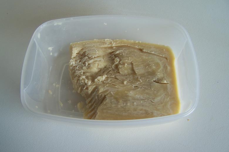 Free stock image of Roux in Plastic Container created by delicopsch56