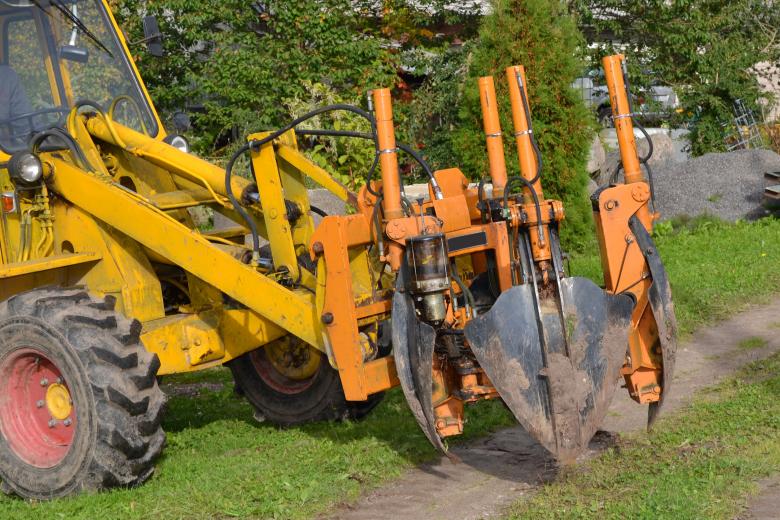 Free stock image of Tree transplant machinery created by Tomas Adomaitis