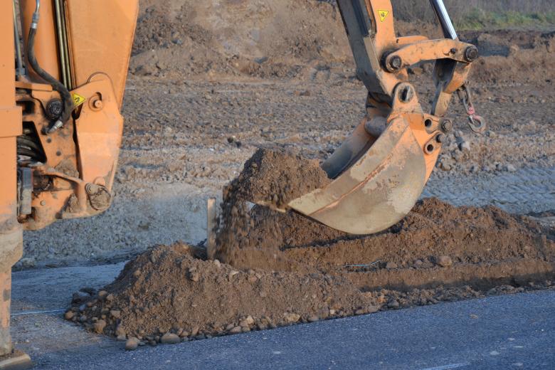 Free stock image of Working backhoe created by Tomas Adomaitis