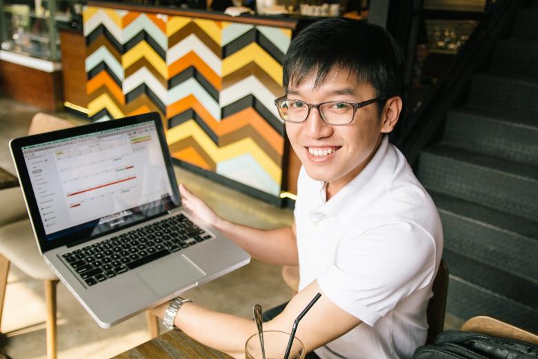 Free stock image of Hands on Macbook Pro created by Tran Mau Tri Tam