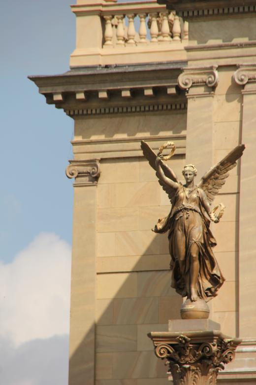 Free stock image of statue created by 2happy