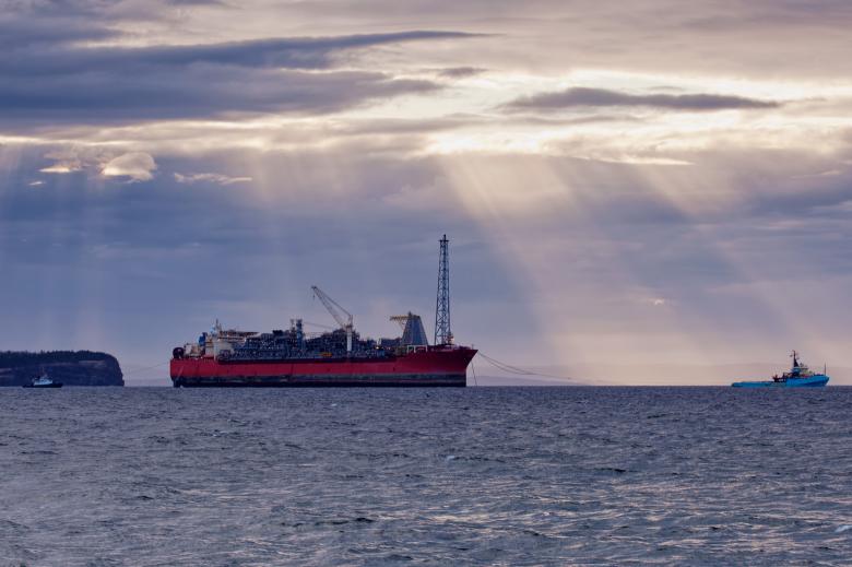 Free stock image of Oil and gas FPSO at sunset created by Geoffrey Whiteway