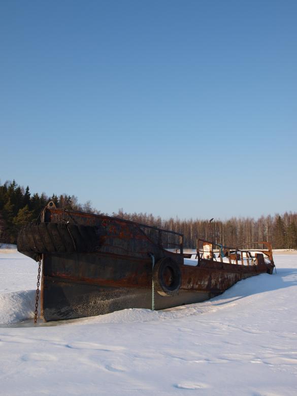 Free stock image of Frozen boat created by Marko Mäkinen