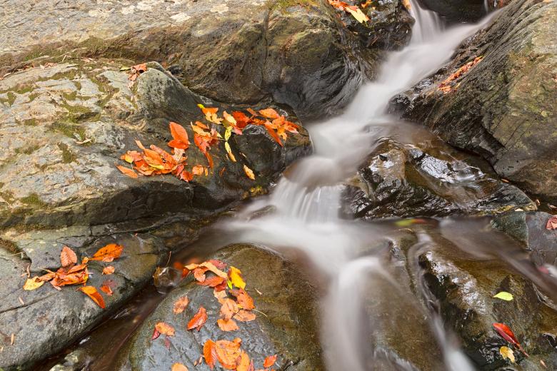 Free stock image of Glen Artney Stream - HDR created by Nicolas Raymond
