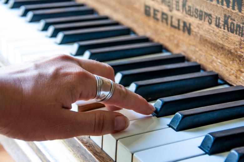 Free stock image of Piano player created by Luka