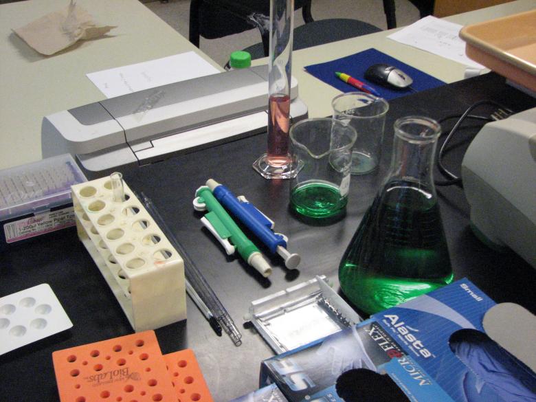 Free stock image of Science lab created by Katharine Sparrow