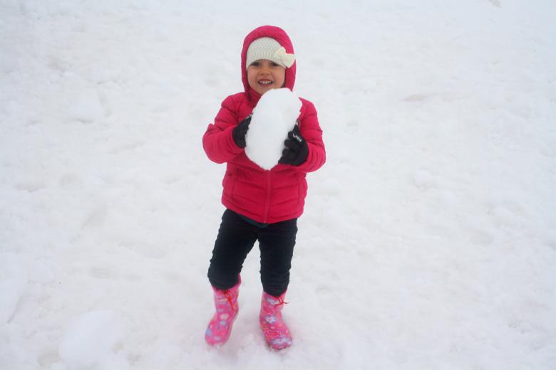 Free stock image of Child playing on the snow created by Jack Moreh