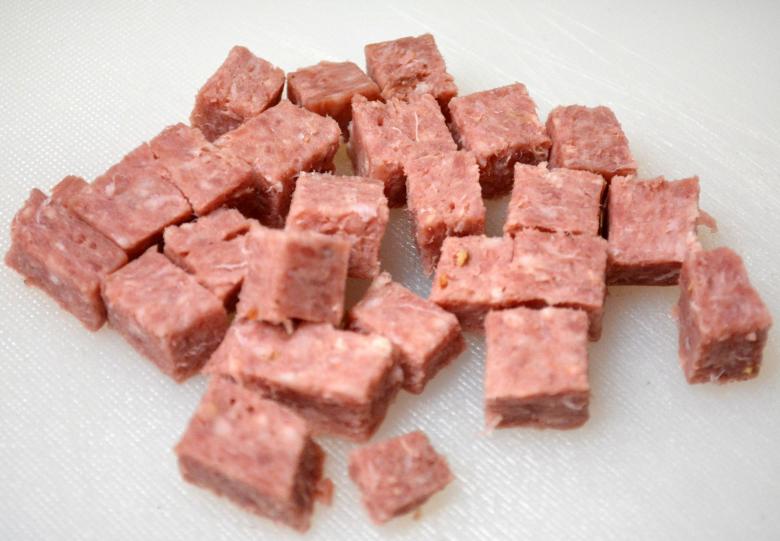 Free stock image of Salami Cut In Squares created by Vincent alvino