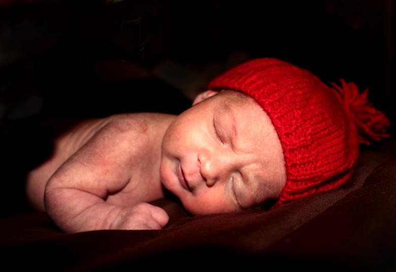 Free stock image of Cute newborn baby sleeps created by Jack Moreh
