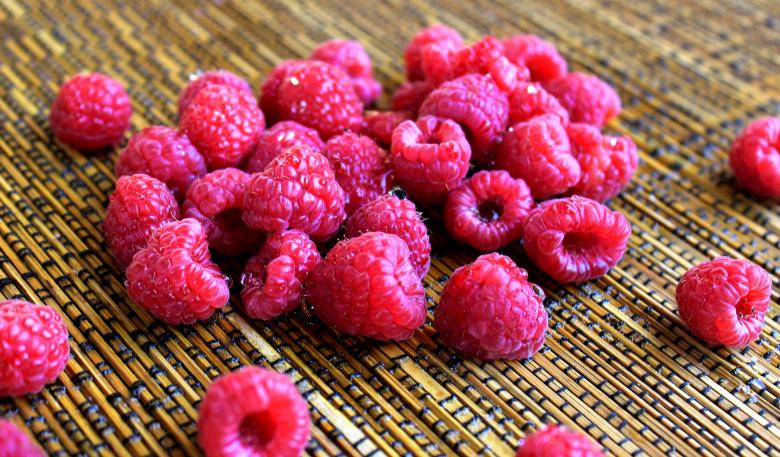 Free stock image of Fresh raspberries on the table created by Jack Moreh