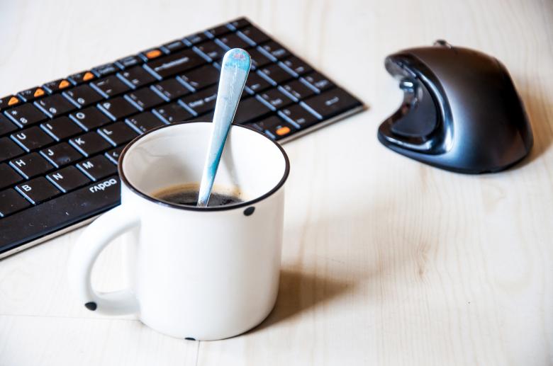 Free stock image of Coffee cup and office supplies created by Luka