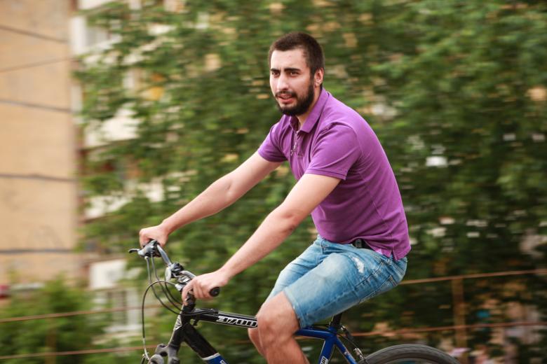 Free stock image of Cyclist created by 2happy