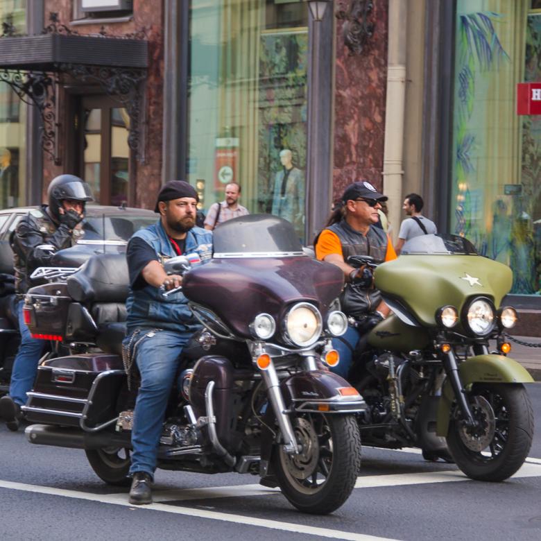 Free stock image of motorcyclists created by 2happy