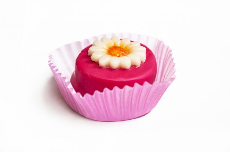 Free stock image of Small pink cupcake cake created by Luka