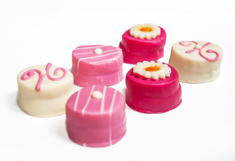 Free stock image of Small pink desserts created by Luka