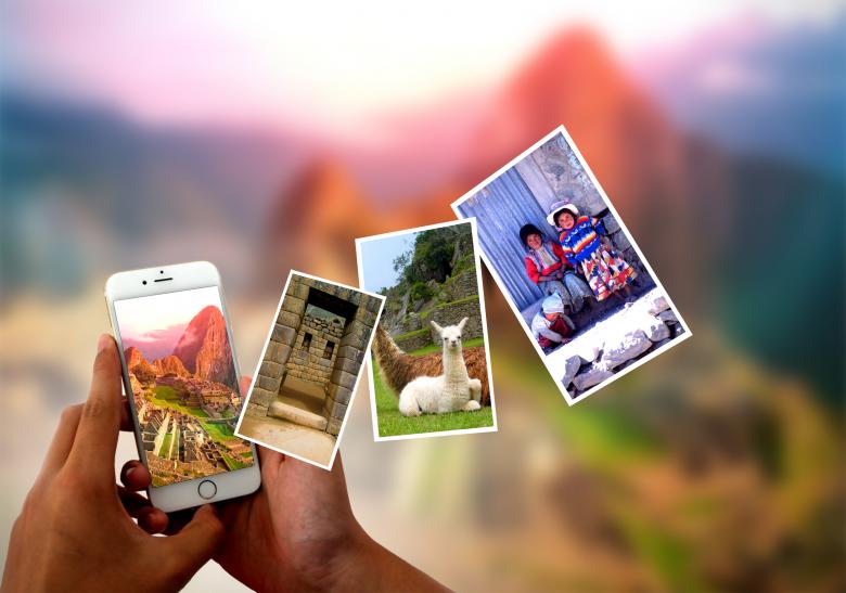 Free stock image of Photo sharing from the smartphone created by Jack Moreh