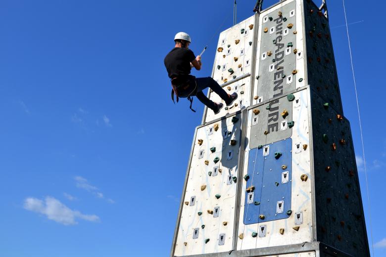 Free stock image of Climbing the wall created by Tomas Adomaitis