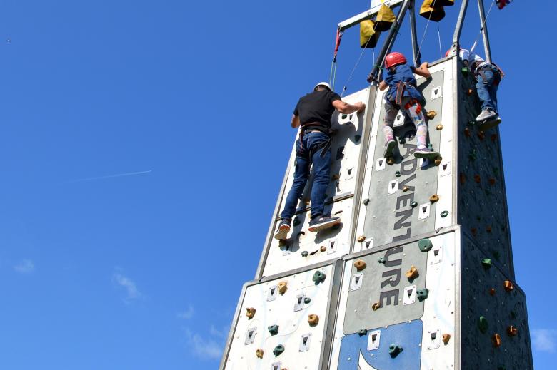 Free stock image of Family climbing created by Tomas Adomaitis