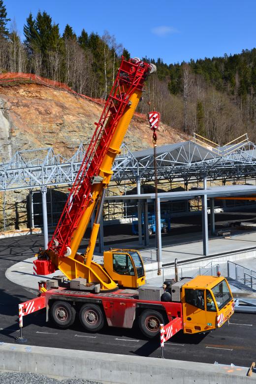 Free stock image of Mobile crane created by Tomas Adomaitis