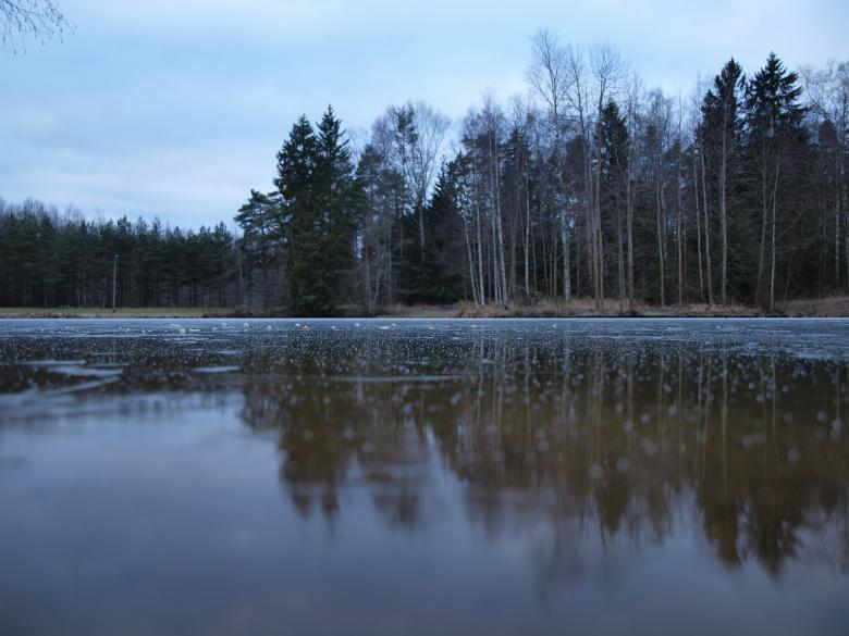 Free stock image of Frozen pond created by Marko Mäkinen