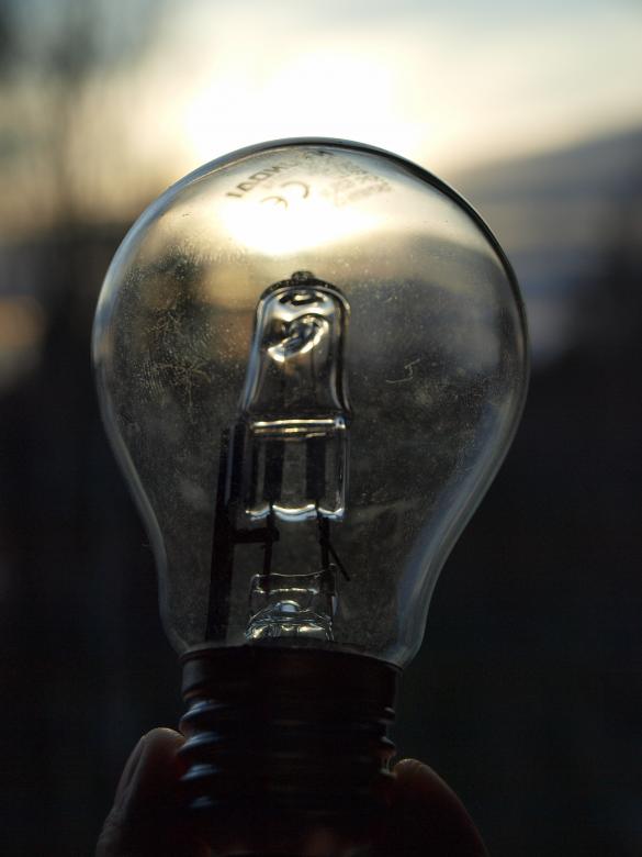 Free stock image of Lightbulb created by Marko Mäkinen