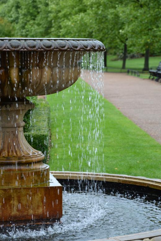 Free stock image of Fountain in the park created by Tomas Adomaitis