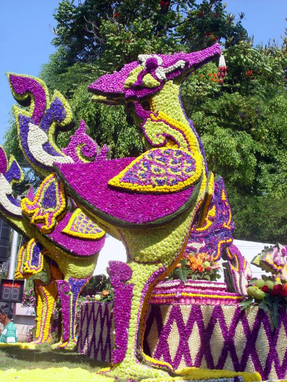 Free stock image of Floral Bird Sculpture created by Chas Mac