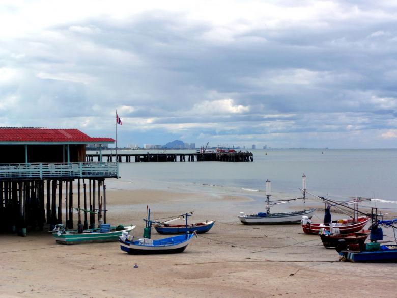 Free stock image of Hua Hin waterfront created by Chas Mac