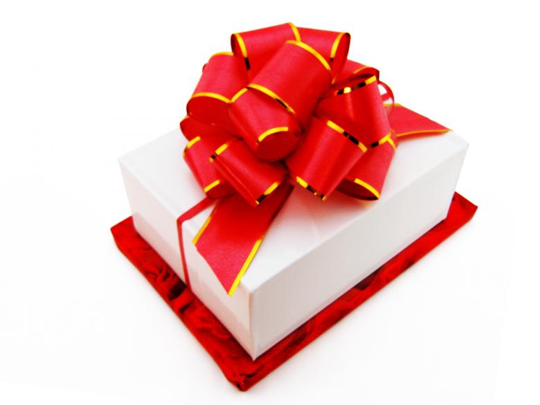 Free stock image of Gift box with bow created by 2happy