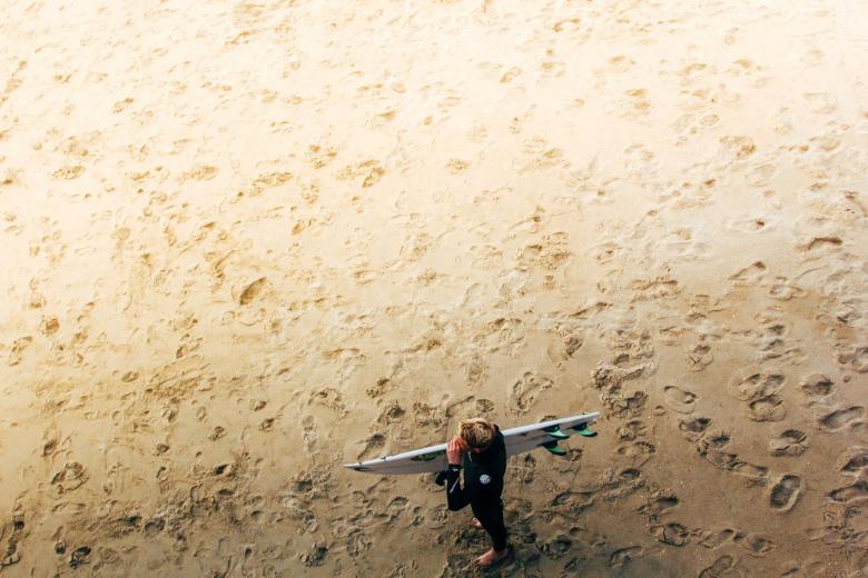 Free stock image of Going for the surf created by Unsplash