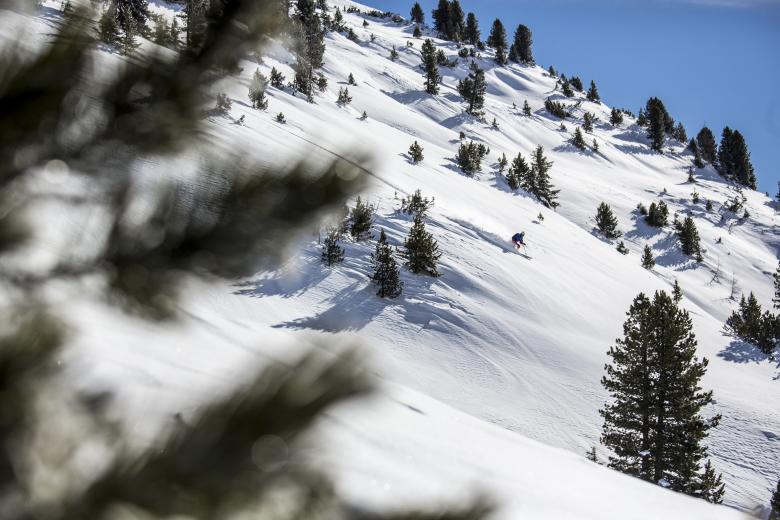 Free stock image of Skiing down the mountain created by Unsplash
