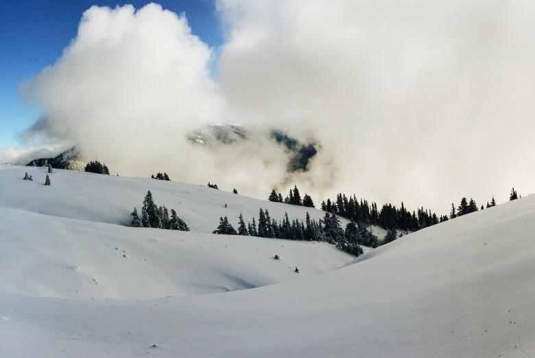 Free stock image of Cloudy Mountain created by Unsplash