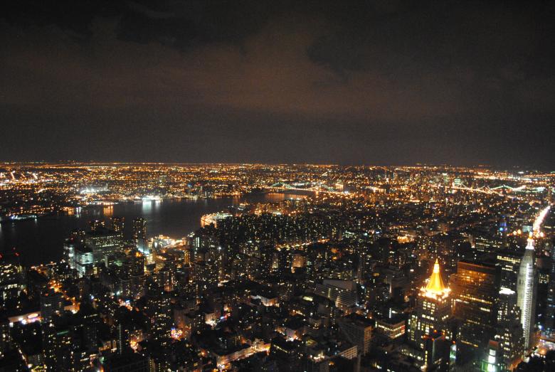 Free stock image of City at Night created by Bee 
