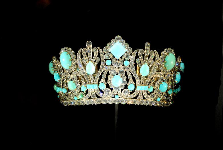 Free stock image of Beautiful Crown created by Bee 