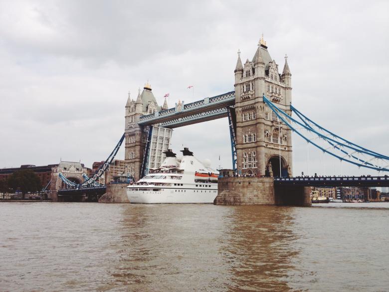 Free stock image of River Thames created by Life of Pix