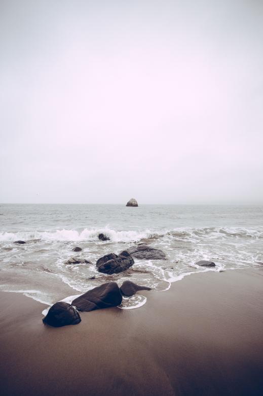 Free stock image of Rocky Shore created by Unsplash