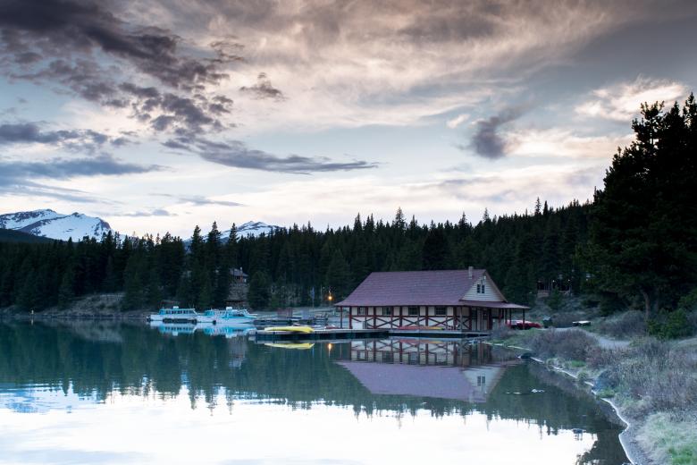 Free stock image of Lake House created by Life of Pix