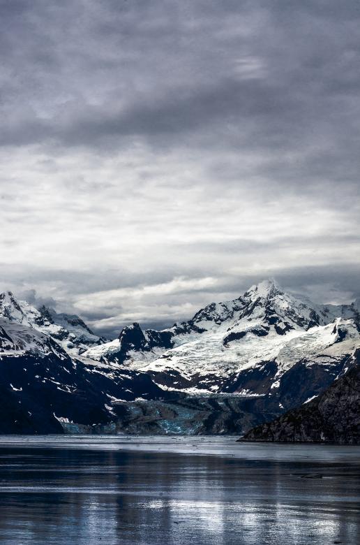 Free stock image of Cloudy Over Mountais created by Unsplash