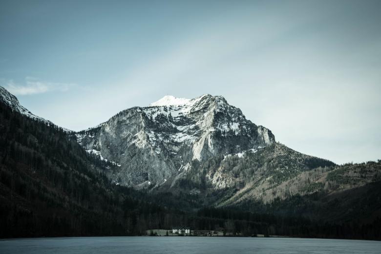 Free stock image of Giant Mountain created by Unsplash